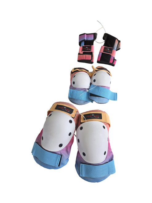 Vist Large View of Product Image Which is Used EIGHTBALL PROTECTIVE SET SZ 8+ Inline Protective Set Purple And Pink Junior