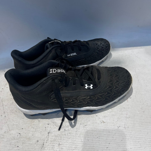 Vist Large View of Product Image Which is Used Under Armour BB BB/SB Cleats Black Youth 06.0