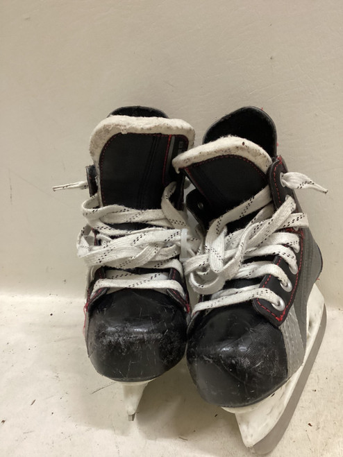 Vist Large View of Product Image Which is Used Bauer VAPOR X 30 Youth Hockey Skate Youth 11.0