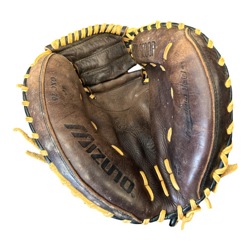 Vist Large View of Product Image Which is Used Mizuno WORLD WIN BB/SB Catchers RH Throw None 34"