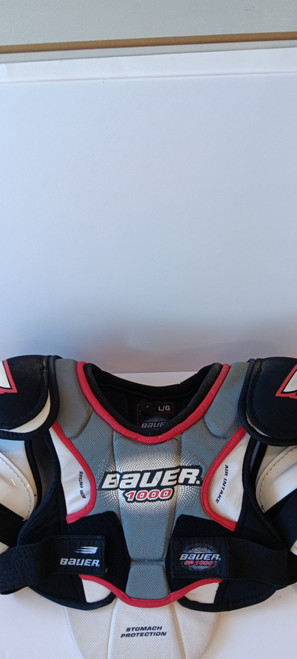 Vist Large View of Product Image Which is Used Bauer 1000 S/P Senior Shoulder Pads LG