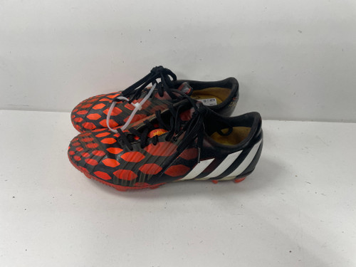 Vist Large View of Product Image Which is Used Adidas Soccer Cleats None Junior 04