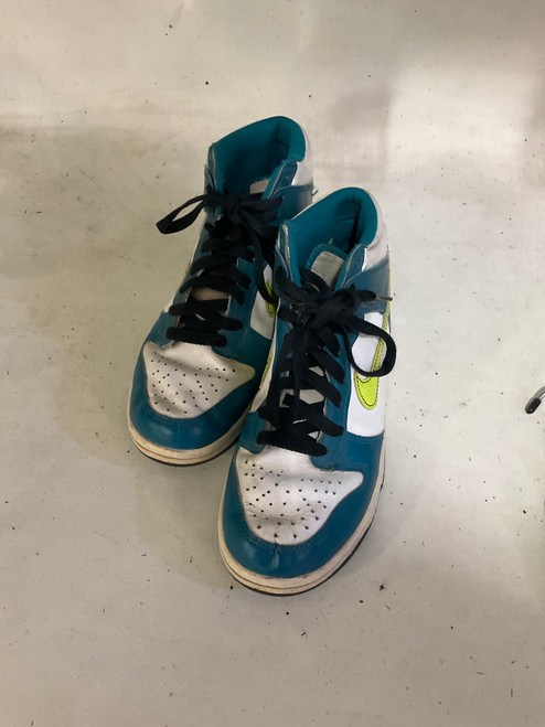 Vist Large View of Product Image Which is Used Nike Basketball Shoes Y Teal Junior 05
