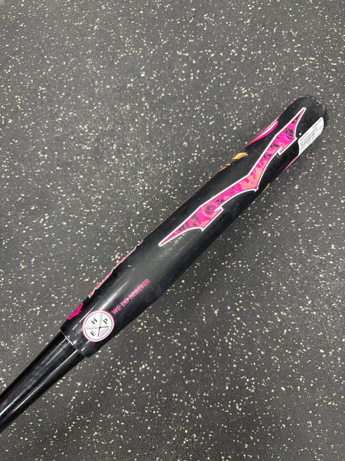 Vist Large View of Product Image Which is Used MONSTA TORCH 2018 Slowpitch Bat 34/25 