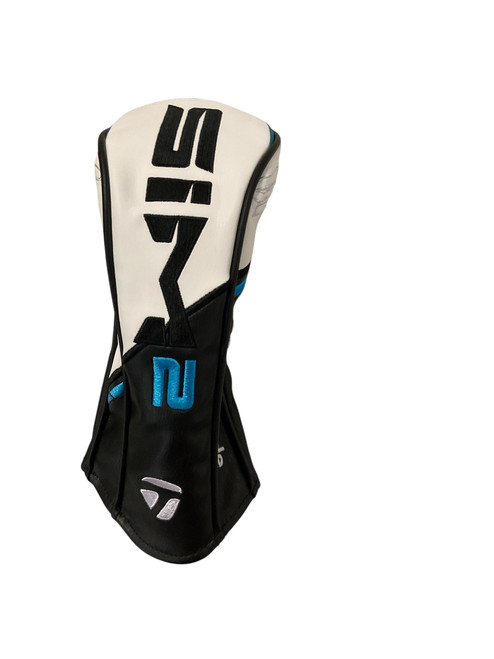 Vist Large View of Product Image Which is Used Taylormade SIM 2 WOOD HEADCOVER Golf Accessory