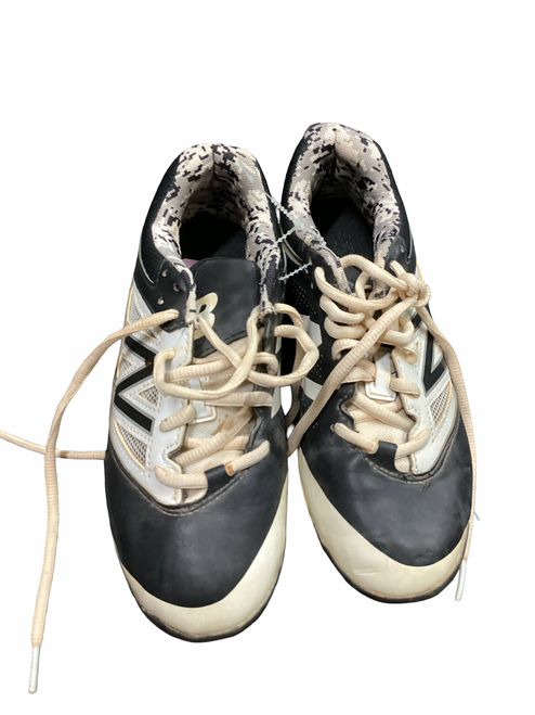 Vist Large View of Product Image Which is Used New Balance CLEATS BB/SB Cleats Black Junior 03