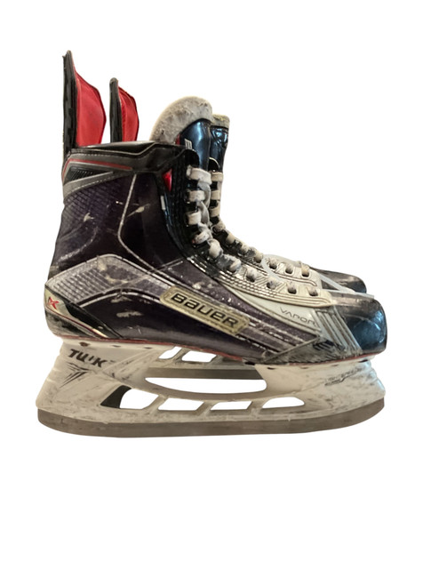 Vist Large View of Product Image Which is Used Bauer VAPOR Senior Hockey Skate Senior 11