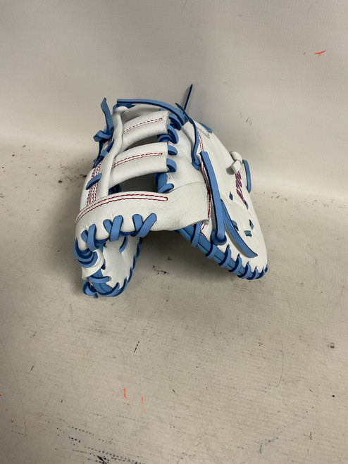 Vist Large View of Product Image Which is Used Wilson A700 FASTPITCH BB/SB First Base RH Throw White 12"