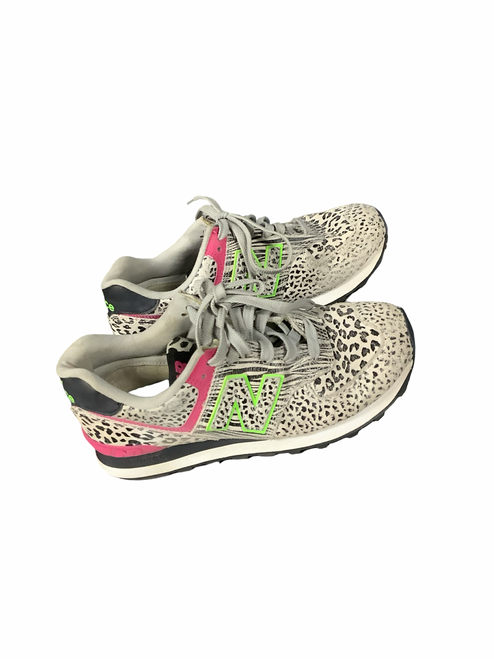 Vist Large View of Product Image Which is Used New Balance Running/X-Train Shoes W White And Black Senior 7.5