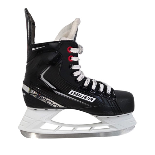 Vist Large View of Product Image Which is Used Bauer VAPOR X3.5 Intermediate Hockey Skate ISize 5.0