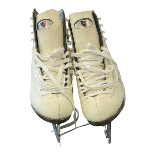 Vist Large View of Product Image Which is Used Riedell 117 Womens Figure Skate White Senior 7.5