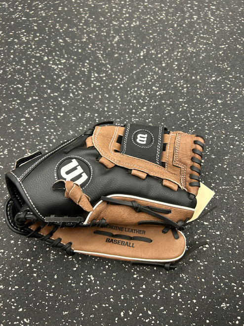 Vist Large View of Product Image Which is Used Wilson A350 BB/SB Glove RH Throw Brown 12"