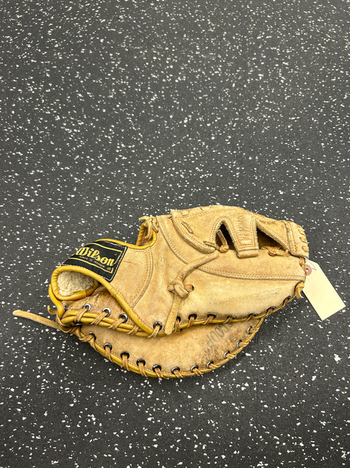 Vist Large View of Product Image Which is Used Wilson A2851 BB/SB First Base RH Throw Brown 11"