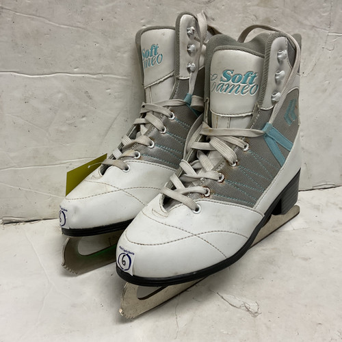 Vist Large View of Product Image Which is Used SOFT CAMEO Women’s Figure Skates White Senior 6
