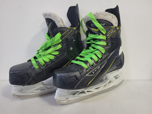 Vist Large View of Product Image Which is Used CCM 3092 TACKS Junior Hockey Skate Junior 02