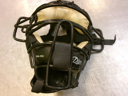 Vist Large View of Product Image Which is Used Diamond UMPIRE MASK Umpire Mask