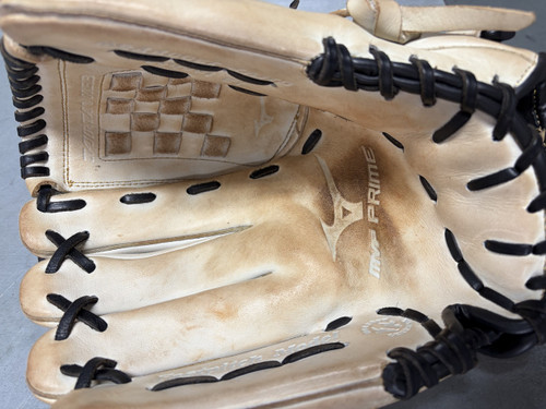 Vist Large View of Product Image Which is Used Mizuno MVP PRIME BB/SB Glove LH Throw None 12"