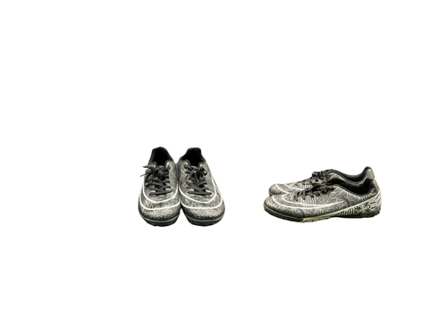 Vist Large View of Product Image Which is Used Soccer Indoor Shoes Black And White Senior 13