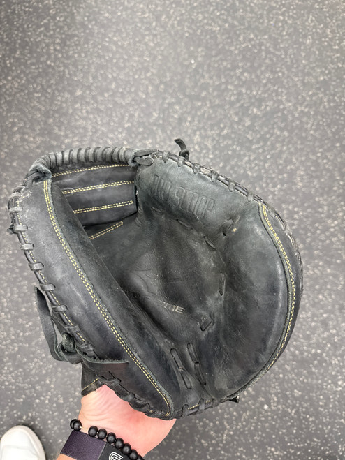 Vist Large View of Product Image Which is Used Mizuno MVP PRIME BB/SB Catchers RH Throw Black 34"