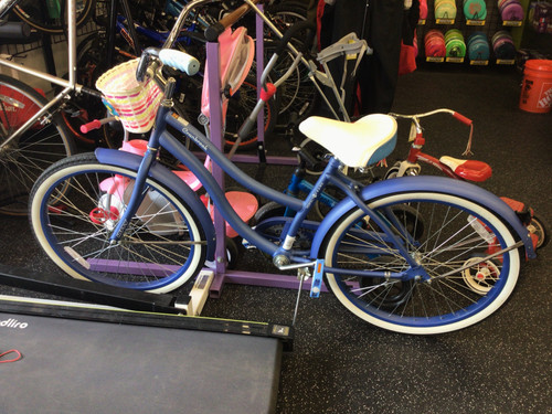 Vist Large View of Product Image Which is Used Huffy CRANBROOK Cruiser Bike Womens Royal Blue 15-16" - SM  Frame