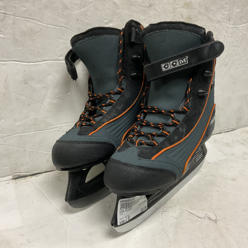 Vist Large View of Product Image Which is Used CCM FLURRY Boys Softboot Skate Black Junior 03