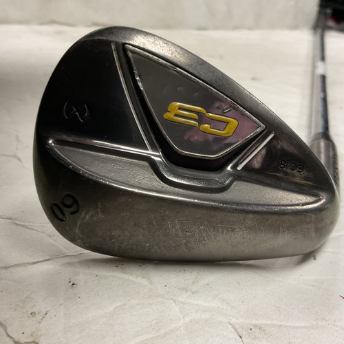 Vist Large View of Product Image Which is Used Maxfli C3 Golf Wedge Mens LH 60 Degree
