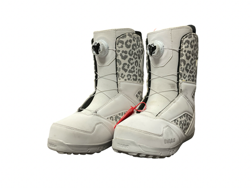 Vist Large View of Product Image Which is Used ThirtyTwo STW BOAT Womens Snowboard Boots White Senior 9.5