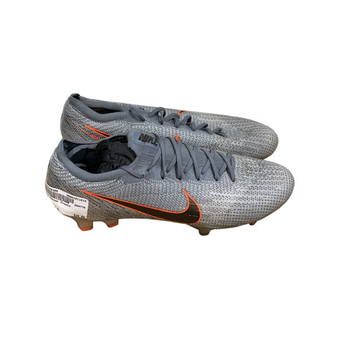 Vist Large View of Product Image Which is Used Nike Soccer Cleats Grey Senior 10.5