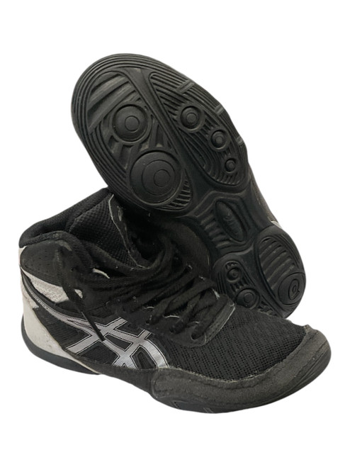 Vist Large View of Product Image Which is Used Asics Wrestling Shoes Black Youth 13.0