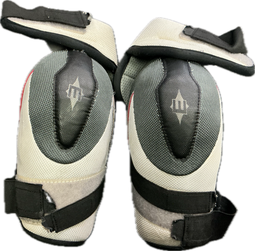 Vist Large View of Product Image Which is Used Easton Senior Elbow Pads MD