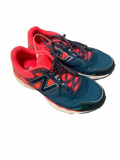 Vist Large View of Product Image Which is Used New Balance Running/X-Train Shoes W