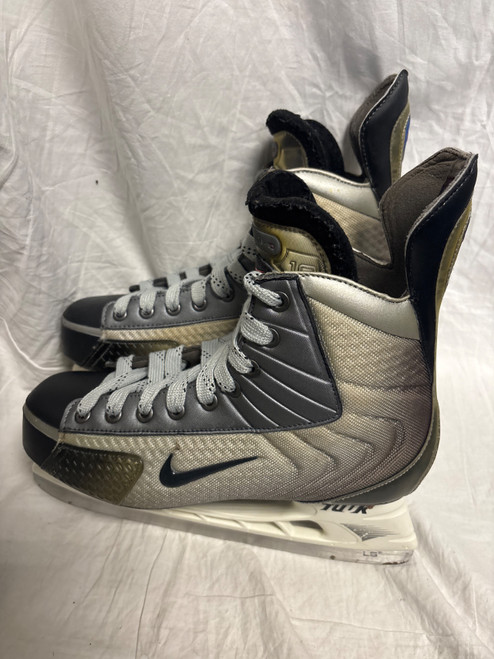 Vist Large View of Product Image Which is Used Bauer FLEXLITE 10 Senior Hockey Skate Senior 9