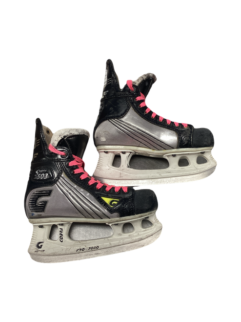 Vist Large View of Product Image Which is Used Graf SUPRA 503 Intermediate Hockey Skate Intermediate 4.5