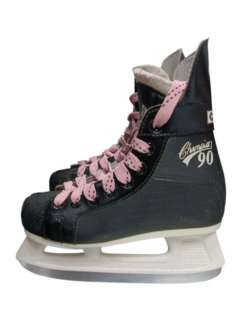 Vist Large View of Product Image Which is Used CCM CHAMPIUON 90 Junior Hockey Skate Junior 01