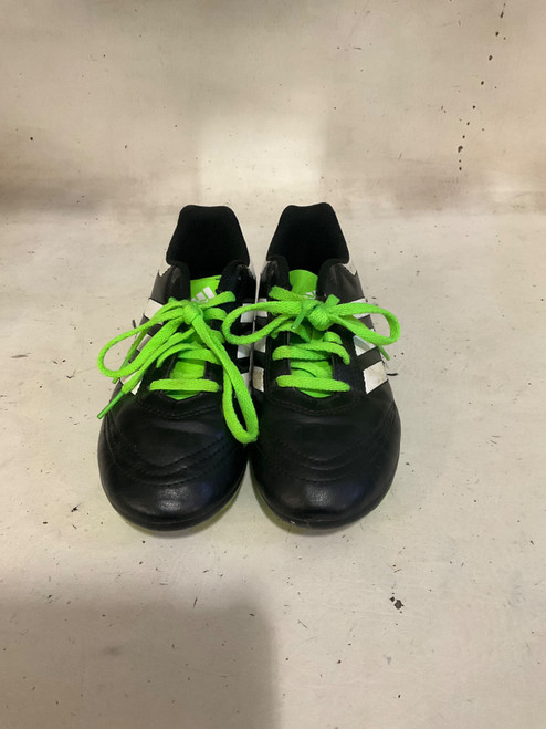 Vist Large View of Product Image Which is Used Adidas Soccer Cleats Black And White Junior 03