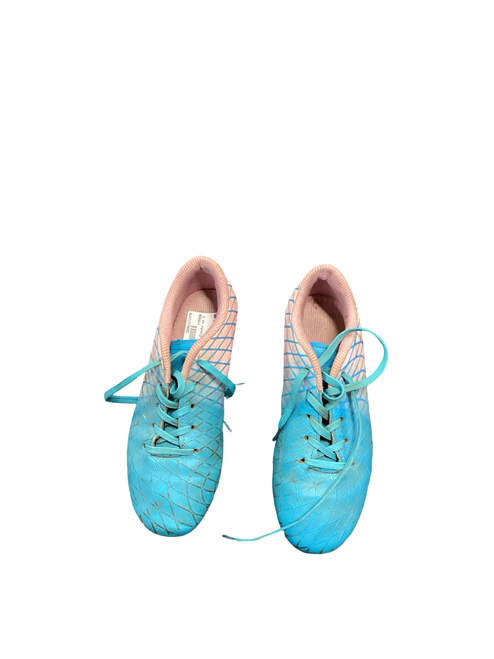 Vist Large View of Product Image Which is Used Vizari Soccer Cleats Pink Junior 03.5