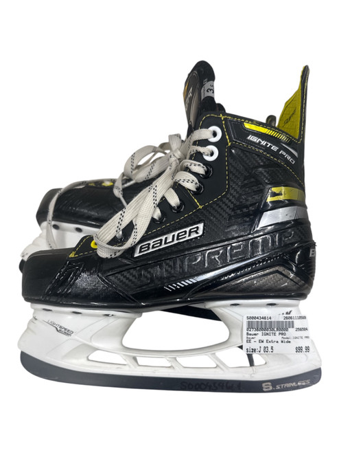 Vist Large View of Product Image Which is Used Bauer IGNITE PRO Junior Hockey Skate Junior 03.5