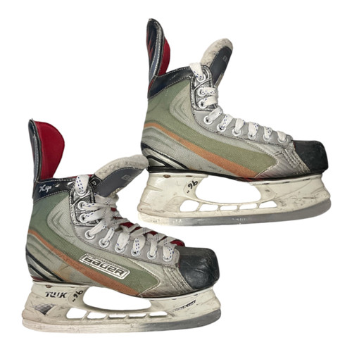 Vist Large View of Product Image Which is Used Bauer X4.0 Senior Hockey Skate Senior 4