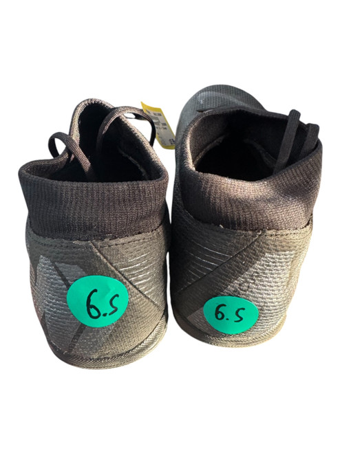 Vist Large View of Product Image Which is Used Nike Soccer Indoor Shoes Black Senior 6.5