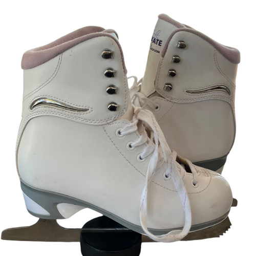 Vist Large View of Product Image Which is Used Jackson SOFT SKATE Womens Softboot Skate White Senior 6
