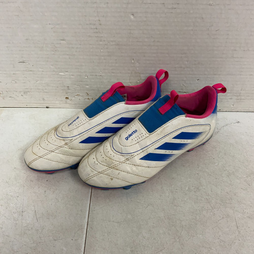 Vist Large View of Product Image Which is Used Adidas GOLETTO Soccer Cleats Royal Blue Junior 04