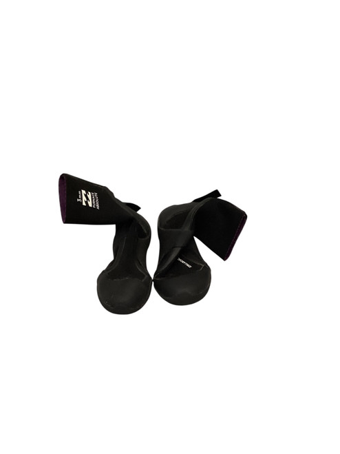 Vist Large View of Product Image Which is Used Billabong Water Shoes Y Black Youth 12.0