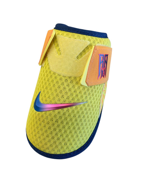 Vist Large View of Product Image Which is Used Nike Acuna elbow guard Yellow