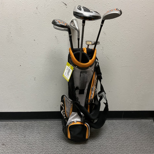 Vist Large View of Product Image Which is Used Callaway XJ HOT Jr Package Set RH Black And Orange 5 Piece