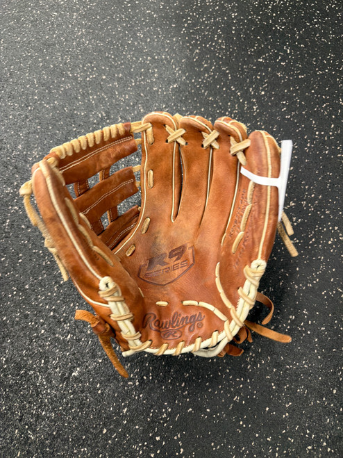 Vist Large View of Product Image Which is Used Rawlings R9SB715-6DB BB/SB Glove RH Throw Brown 11 3/4"
