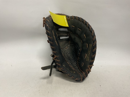 Vist Large View of Product Image Which is Used SSK PRO-135 BB/SB First Base RH Throw Black 13 1/2"