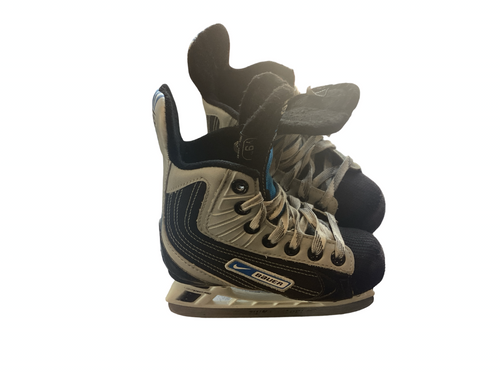 Vist Large View of Product Image Which is Bauer NIKE IGNITE Youth Hockey Skate Youth 09.0