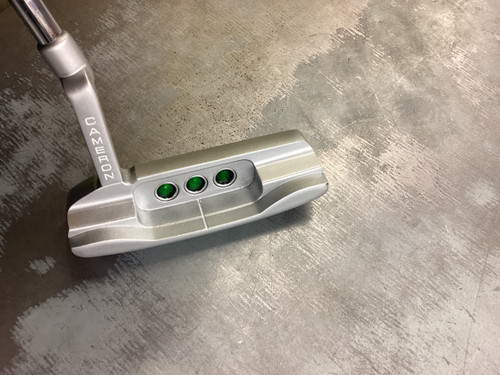 Vist Large View of Product Image Which is Used Scotty Cameron NEWPORT 2 LUCKY CLOVER Mens Putter RH