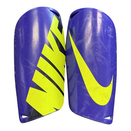 Vist Large View of Product Image Which is Used Nike Soccer Shin Guards Junior Navy Blue LG