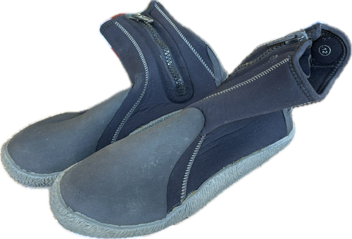 Vist Large View of Product Image Which is Used XS Scuba Dive Boots Black Senior 12